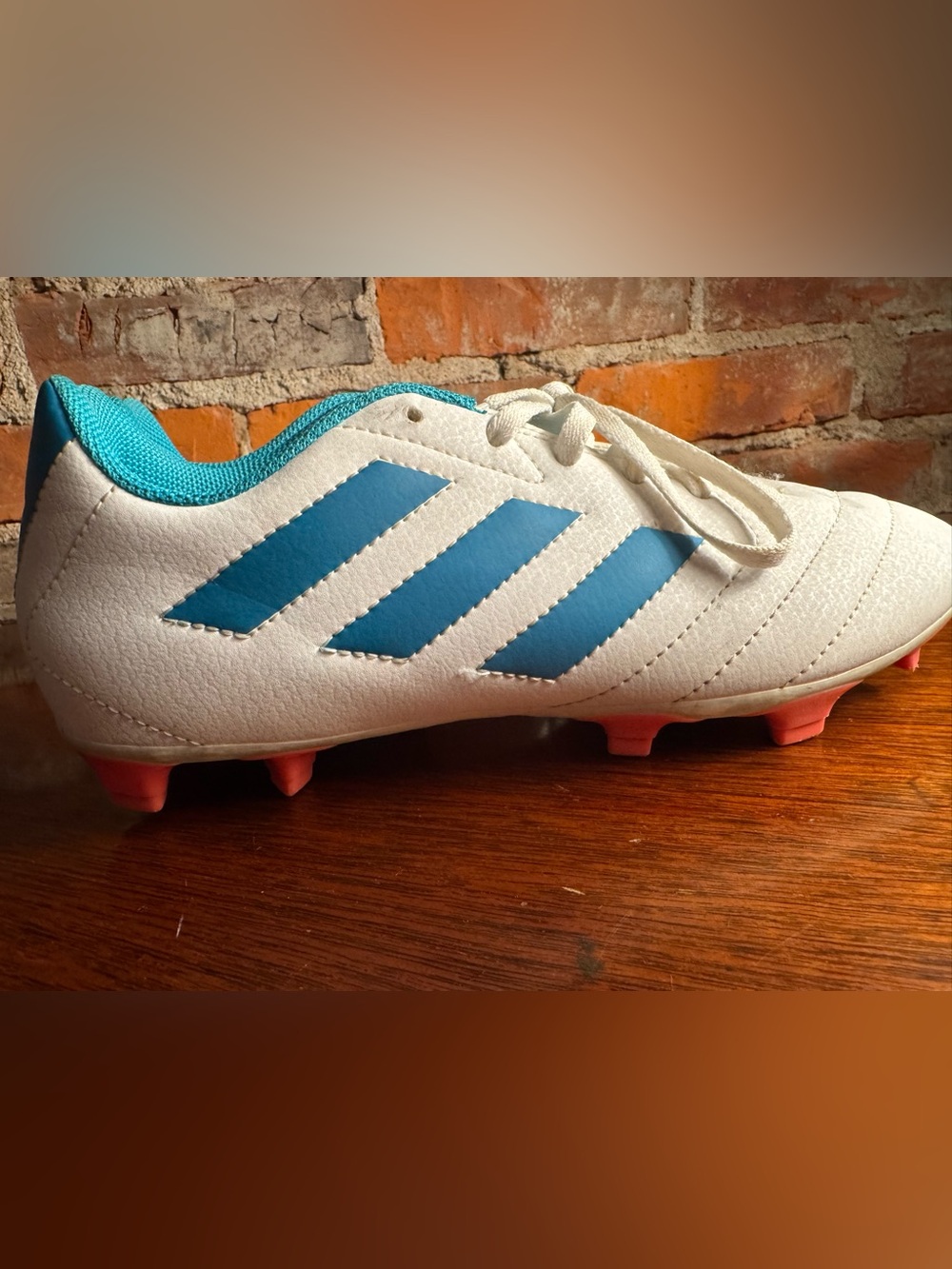 Adidas Goletto VII FG Women’s Soccer Cleats Size 8 White Blue Coral